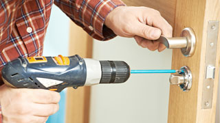 Automotive Locksmith at Lawrence Estates, Massachusetts